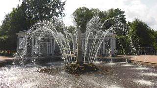 様々な噴水が楽しい