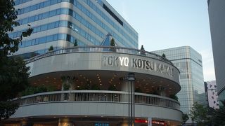 パスポートの取得やアンテナショップなど