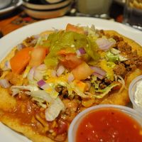 レストランで食べた名物ナバホタコ。