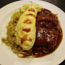 ドライカレー×トンカツ×スパゲティ×オムレツ