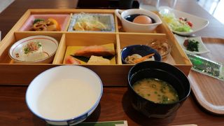 朝食で利用しました。