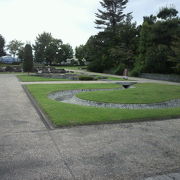 八田御朱印公園は、八田書院の南側に位置する静かな環境下の公園です。