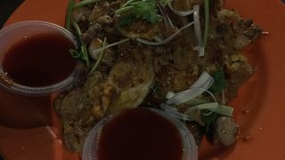 色々なお店で色々な物が食べられます