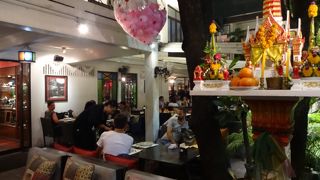 この店には二度と行くことはないだろう！