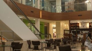 意外にゆっくりできるカフェ