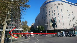 グエル公園の往復に利用しました。