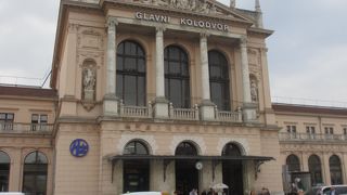 トラムの駅が目の前にありました