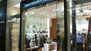 大人っぽい上質なカジュアルアイテム