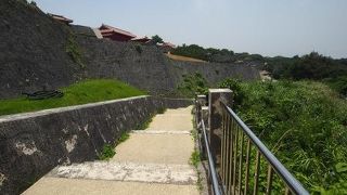 展望は良いです。が、公園自体は人工的テーマパークのようで。