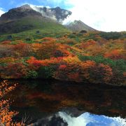 知られざる絶景スポット☆逆さ茶臼のリフレイン／ひょうたん池の紅葉【2016年・那須の紅葉は見ごろですよ!】