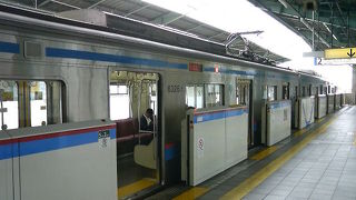 高級住宅街から団地街まで様々な街を通ります