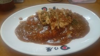 テイクアウト可能なカレーライス