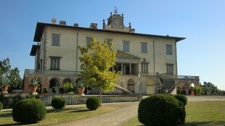 メディチ家別荘(ポッジョ ア カイアーノ)とプラート