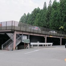 中の橋駐車場