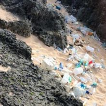 島仲浜にて、負の遺産。