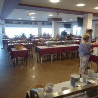 朝食は1階のレストランにて。