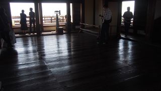 四方の眺めはいい