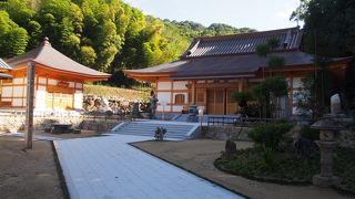 本殿などは再建されている