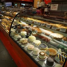 ケーキ屋さんのイズス・テンプテーション（１階）