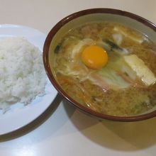 味噌汁(500円)です。