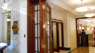 花園飯店内のレストラン