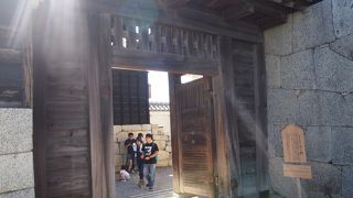 天守閣、小天守へすぐ