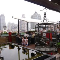 テラスもある朝食会場