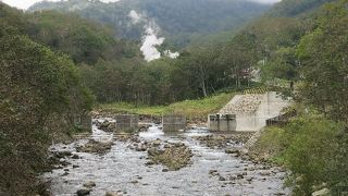 街はずれの温泉場
