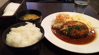 荻窪にある洋食屋です。