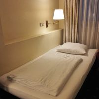 サイズは小さいですが、マットレスの寝心地は調度良いです。