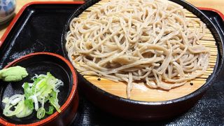 ざるそばをいただきました