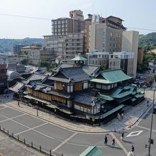 「空の散歩道」からは全体が見えます。
