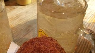 昼間からふらっと飲めます