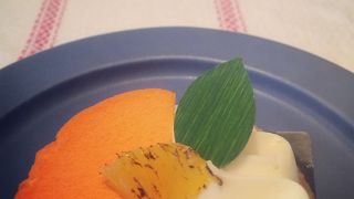 華やかなケーキ