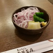 おかわり自由のお漬物