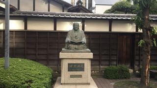 淀屋橋からすぐ