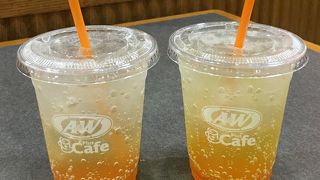 国際通りのA＆W