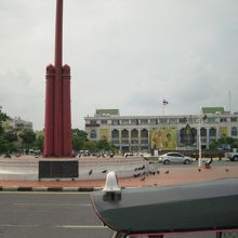 サオチンチャーとバンコク都庁舎