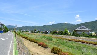 松本市内を流れる綺麗な川