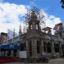 ９建築中の集会所