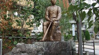 ユニフォーム姿の正岡子規