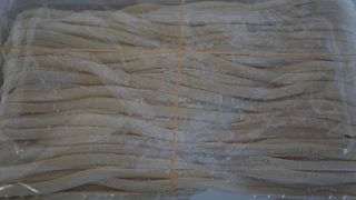 土曜日はテイクアウトのみ