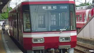 赤い電車を生で見ました