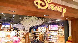 ディズニーのクリスマスグッズが充実 By Chiba Chan ディズニーストア 東京スカイツリータウン ソラマチ店 のクチコミ フォートラベル
