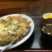 沖縄のローカル食堂！