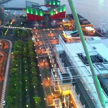 海遊館の横にあります