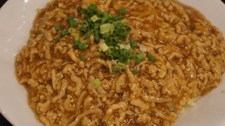 ベースの卵炒飯がきちんとおいしくて