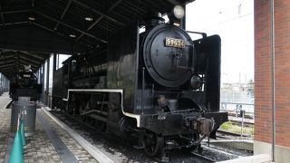 昔の機関車たちに会える