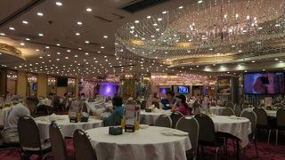 早朝から開いている