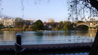 ぜひ、対岸からの散策を